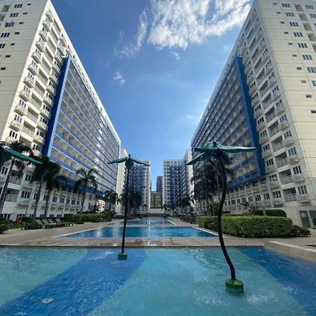 Madison'S Place At Sea Moa Manila Exterior foto