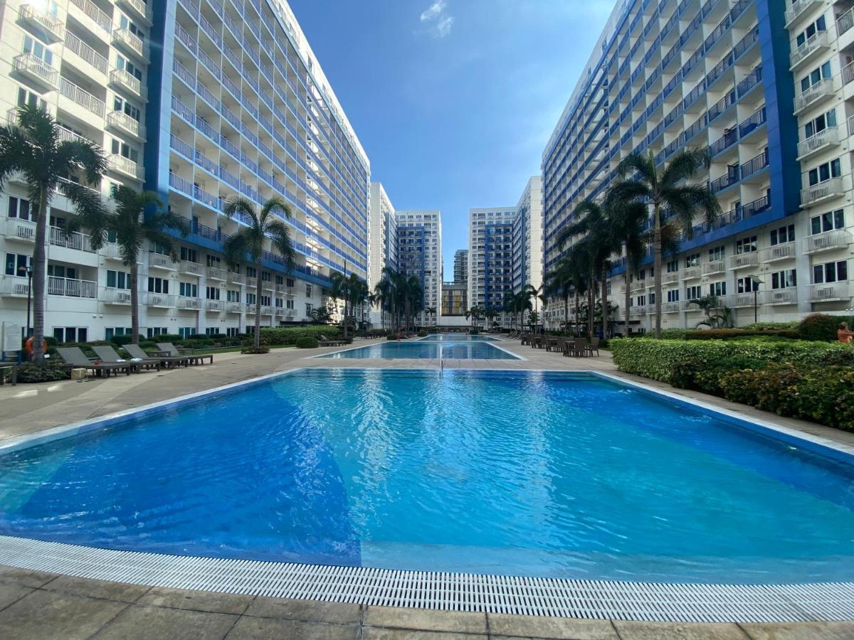 Madison'S Place At Sea Moa Manila Exterior foto