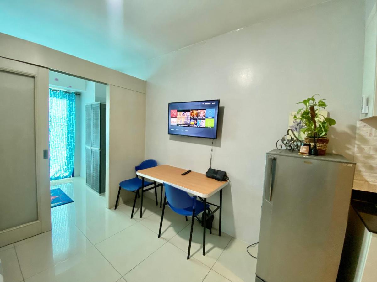 Madison'S Place At Sea Moa Manila Exterior foto