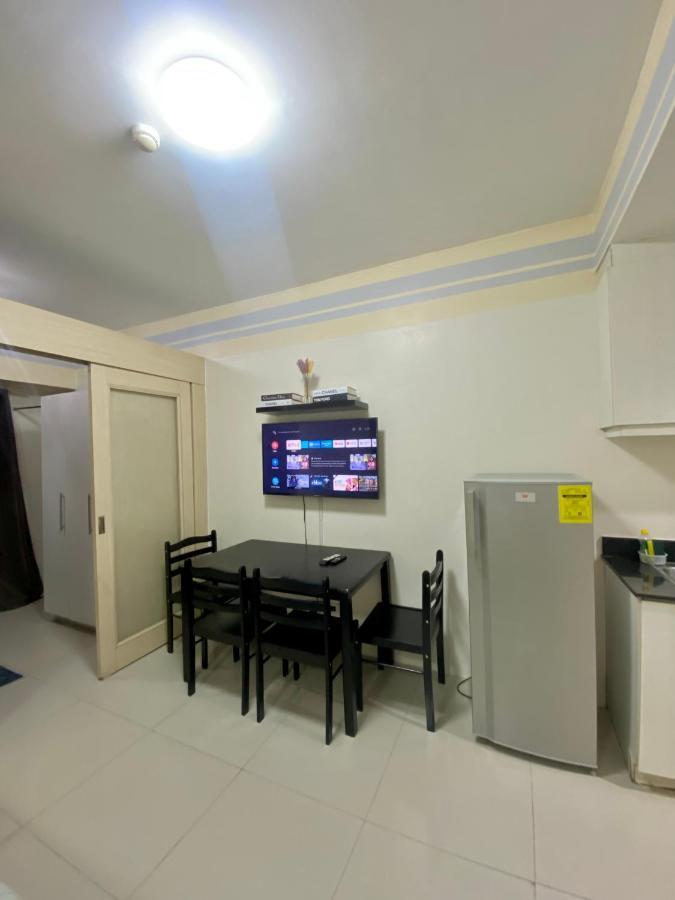 Madison'S Place At Sea Moa Manila Exterior foto