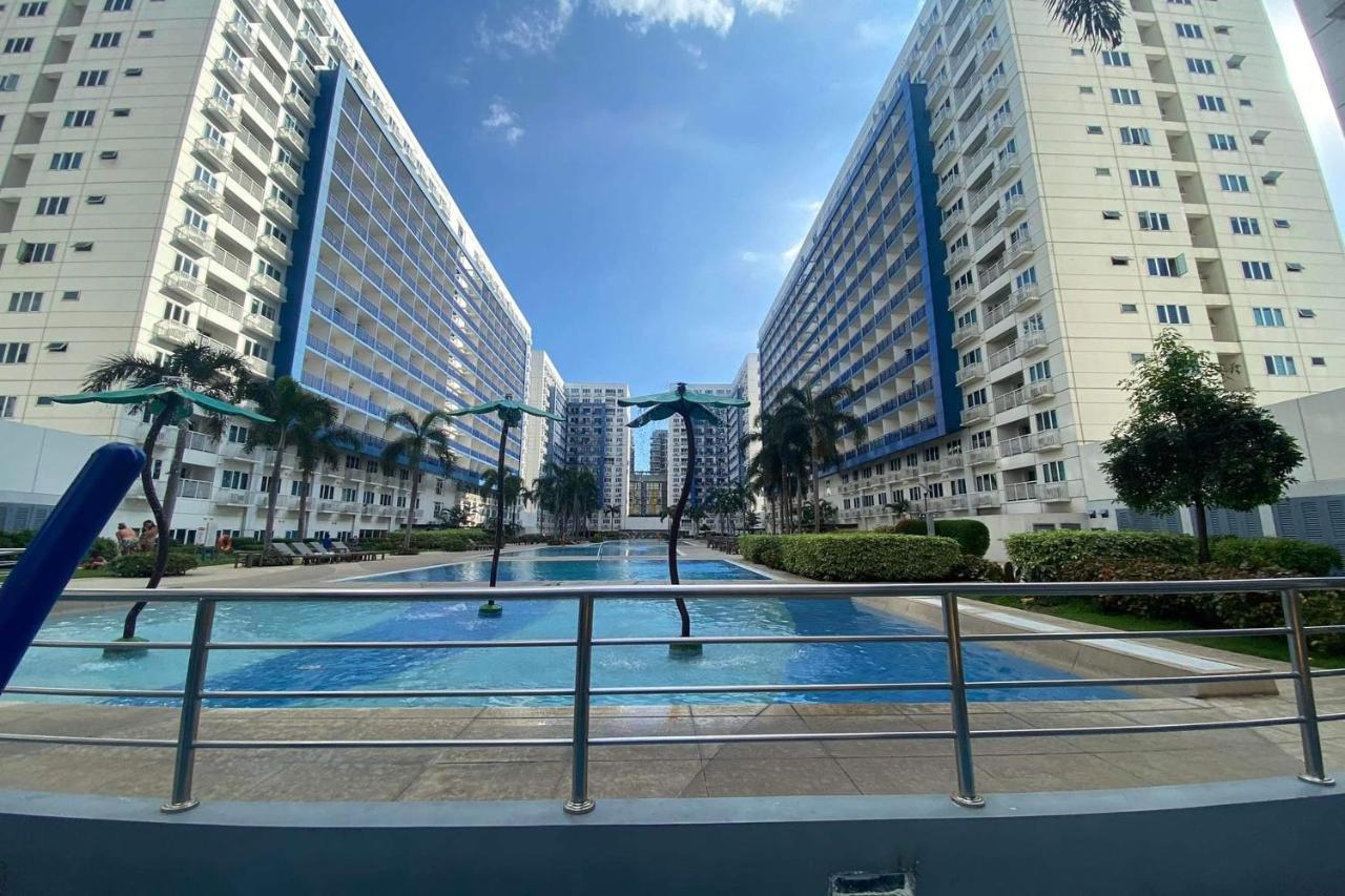 Madison'S Place At Sea Moa Manila Exterior foto